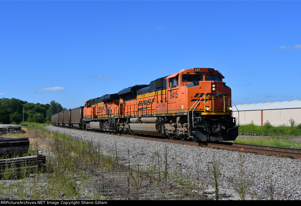 BNSF 8415